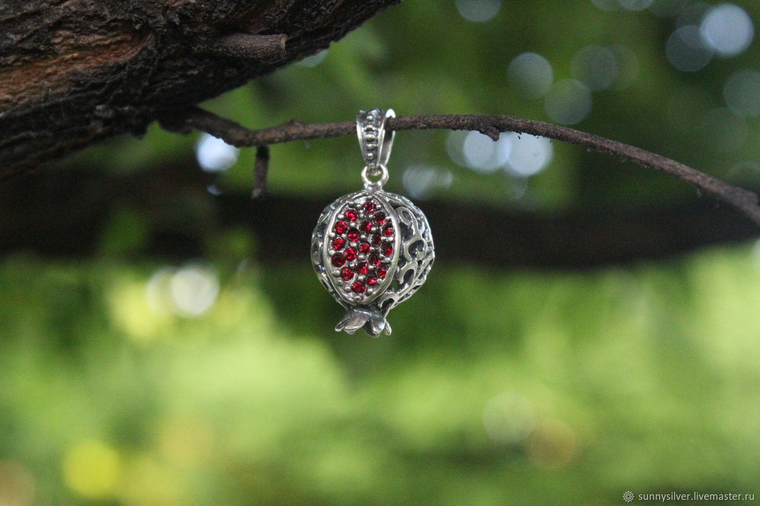 Juicy Garnet pendant with zircons made of 925 sterling silver GA0032, Pendant, Yerevan,  Фото №1