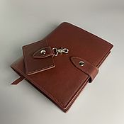 Канцелярские товары handmade. Livemaster - original item A set of genuine leather notepad and a leather cardholder. Handmade.