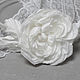 Свадебный ободок с белой розой из шелка. Цветок в волосы невесты. Диадема для невесты. Anna Zheludkova. Интернет-магазин Ярмарка Мастеров.  Фото №2