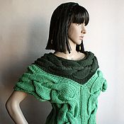 Wool scarf, stole (color 