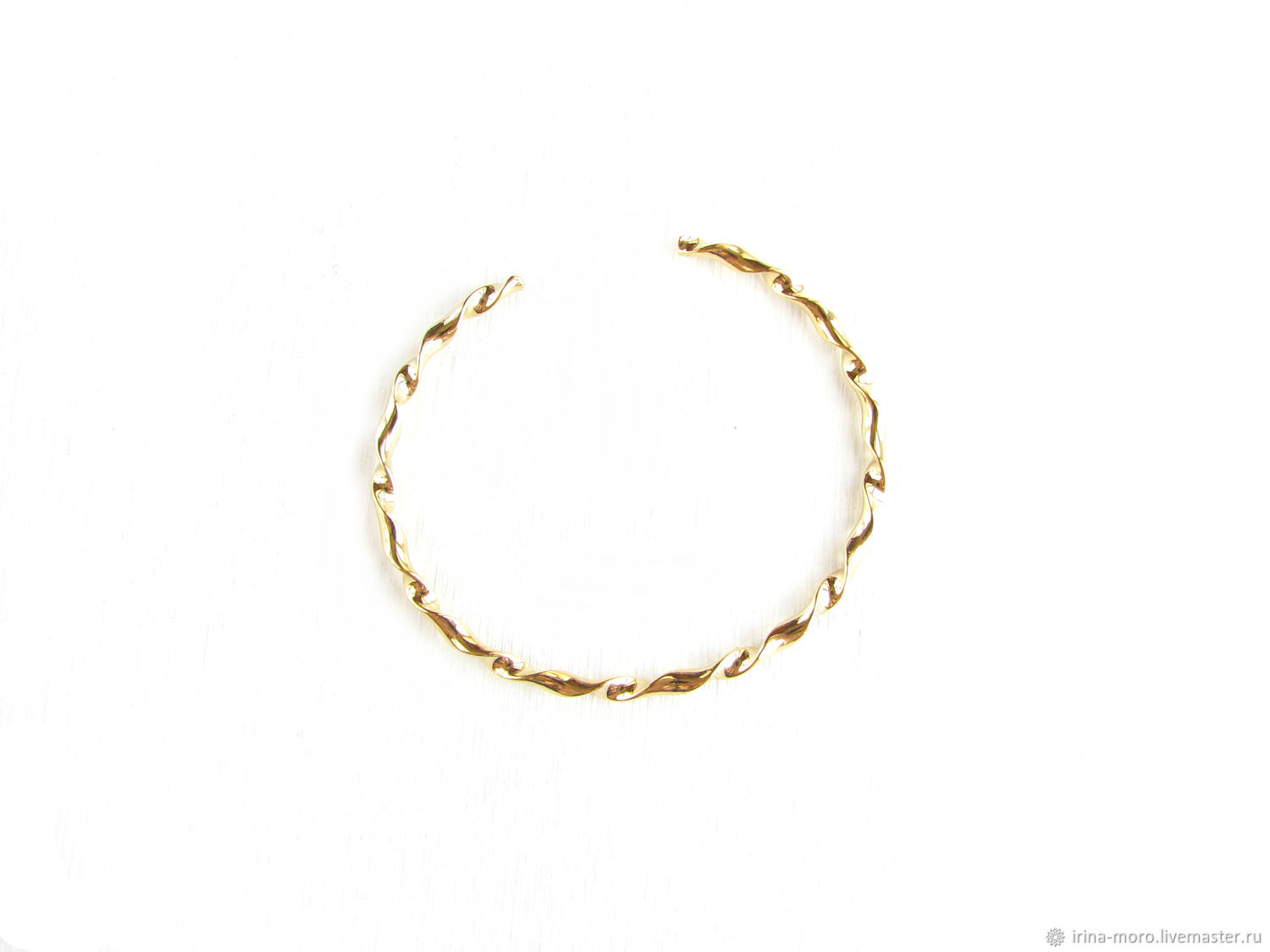 Gold twisted bracelet thin "Spiral" open bracelet – заказать на Ярмарке Мастеров – LAYFICOM ...