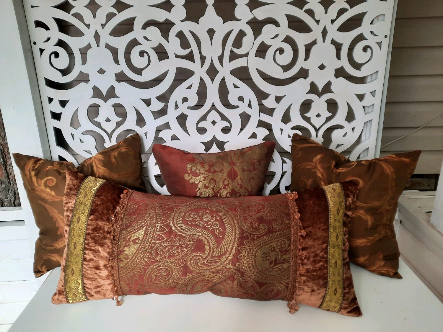 Подушки декоративные купить в интернет-магазине Ярмарка Мастеров по ...