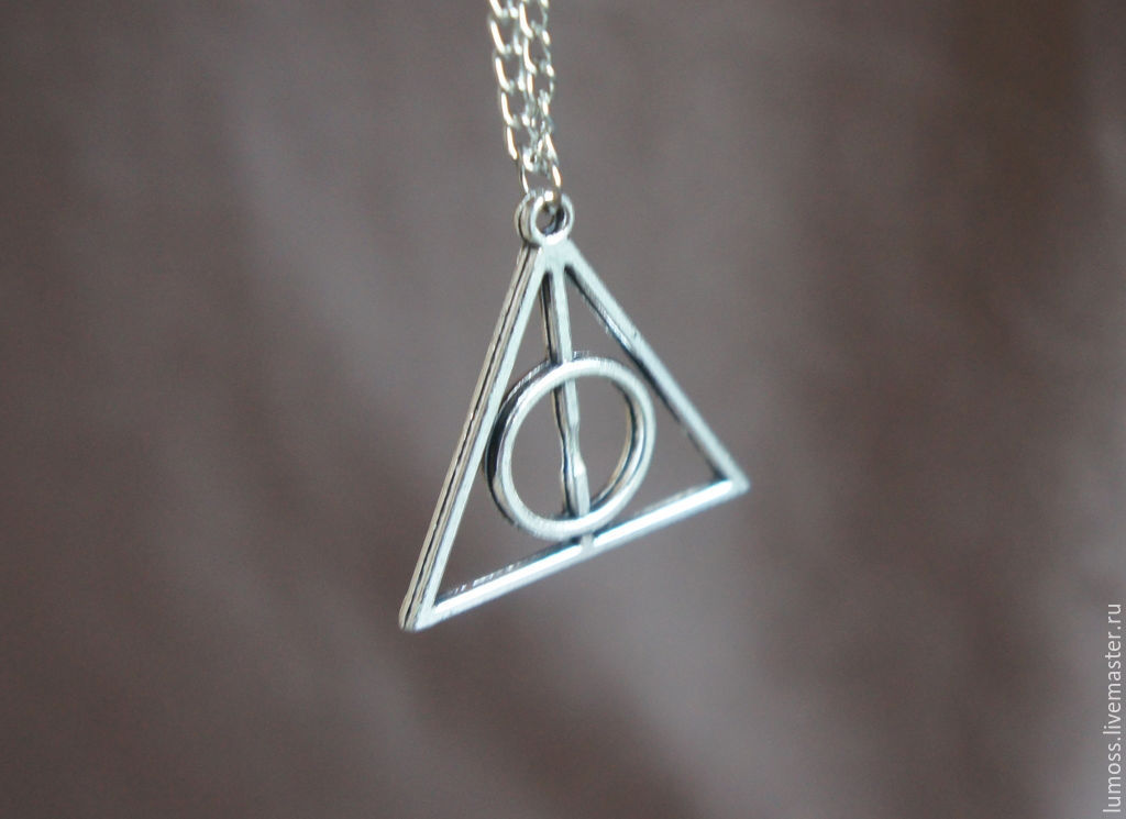 Necklace \