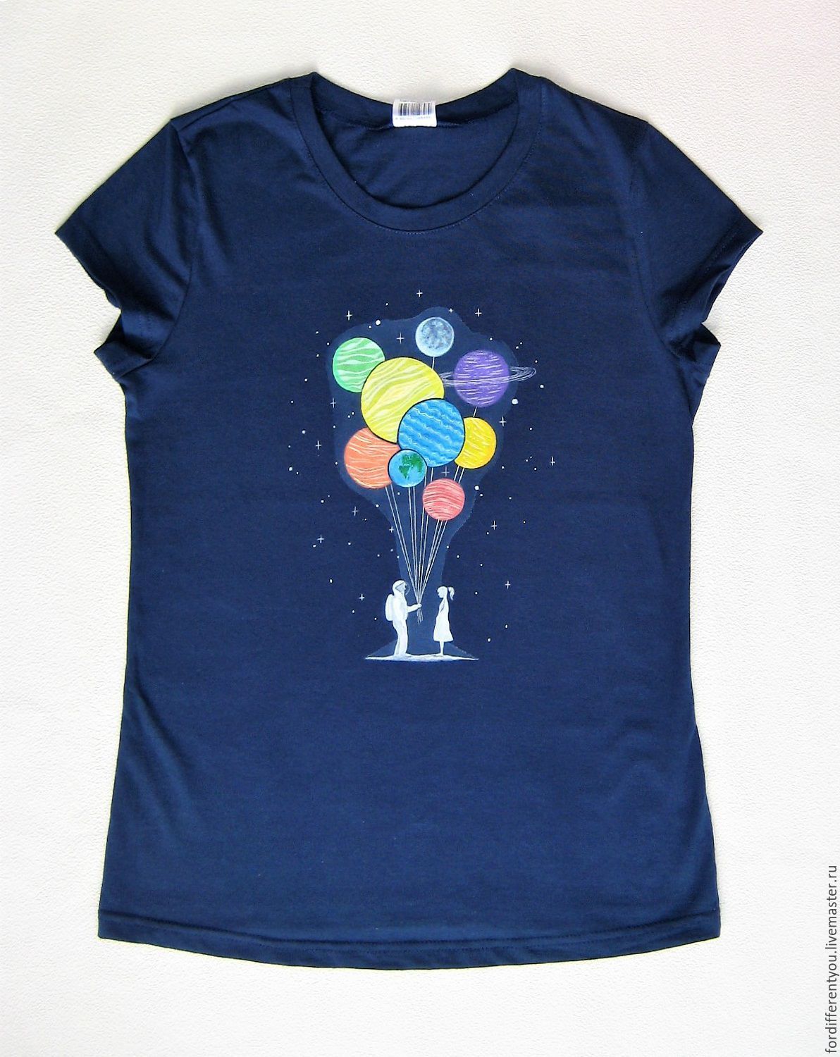 To purchase a t-shirt, t-shirt,t-shirt,cool t-shirt, gift,unusual gift,gift for girls
