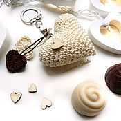 Сумки и аксессуары handmade. Livemaster - original item Keychain 5 cm Knitted heart white chocolate. Handmade.
