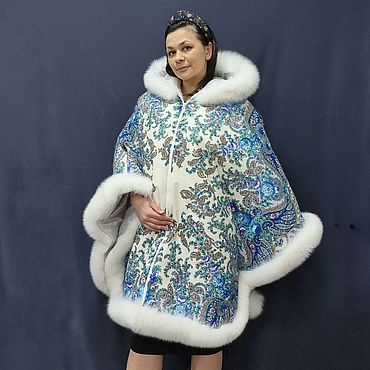 Пончо «Весенний ручеек» с мехом песца. National Brand (Катерина). Одежда женская ручной работы - Ярмарка Мастеров Одежда женская ручной работы. Ярмарка Мастеров - ручная работа Пончо «Весенний ручеек» с мехом песца. Handmade.
