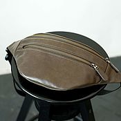 Сумки и аксессуары handmade. Livemaster - original item Banana Belt Leather Bag (standard). Oliva. Handmade.