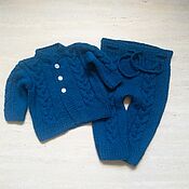 Overalls for children:knitted jumpsuit, beanie, booties