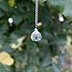 Pendant with rock crystal pendant with Ganim crystal drop pendant made of wire and crystal.