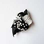 Украшения handmade. Livemaster - original item Domino Leather flower brooch black and white with stamens. Handmade.