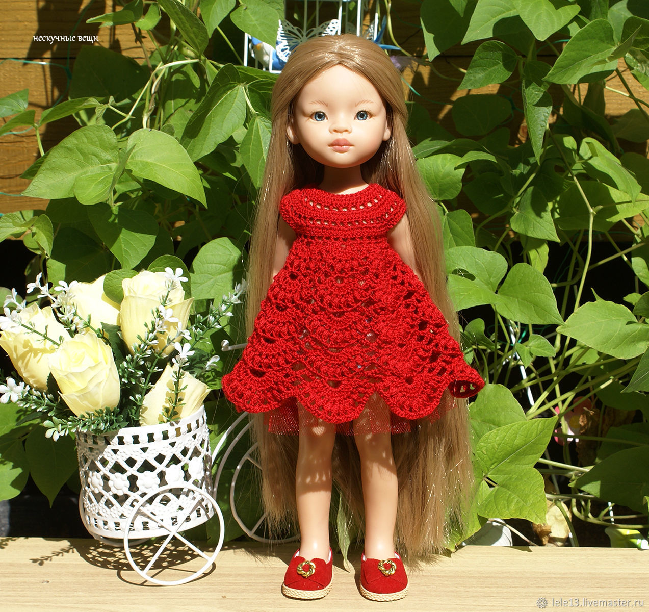 Красное платье для куклы