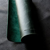 Для дома и интерьера handmade. Livemaster - original item Leather pads / decorative table mats. Green blotter. Handmade.