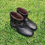 Обувь ручной работы handmade. Livemaster - original item Short Python ugg boots with fur. Handmade.