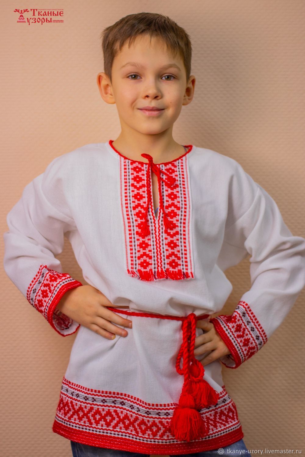 Мальчики в русских народных костюмах
