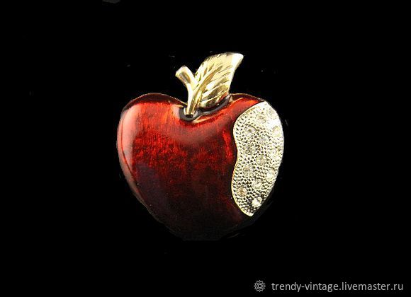 Почему у компании Apple на логотипе изображено надкусанное яблоко