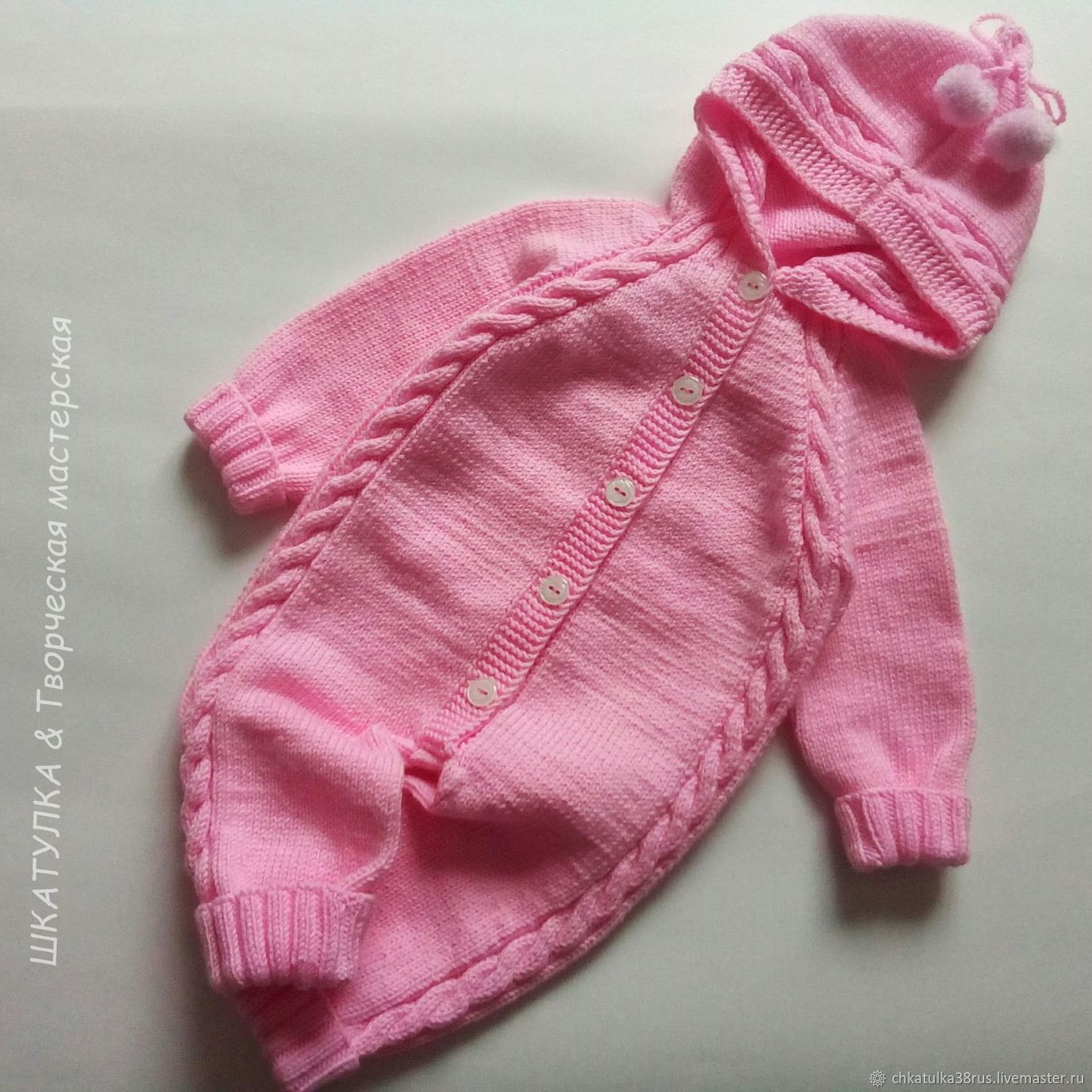 Вязаный комбинезон для малыша с капюшоном спицами схема и описание