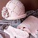 Шапка валяная. Шапка  `Нежный рассвет`. Шапка ручной работы. Шапка в комплекте с варежками и шарфом. Теплая шапка согреет вас в самые холодные времена.