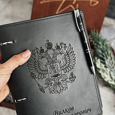 Сувениры и подарки ручной работы. Ярмарка Мастеров - ручная работа Блокнот и ручка с именной гравировкой. Handmade.