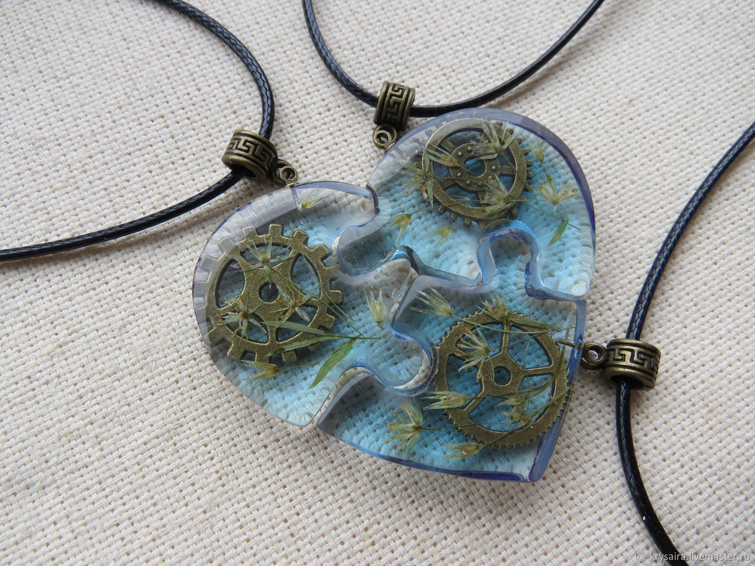 тройной кулон. кулоны на троих подруг. талисман луны. кулон сердце тройное. тройные кулоны.