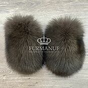 Аксессуары ручной работы. Ярмарка Мастеров - ручная работа Women`s fur mittens made of arctic fox fur. Handmade.