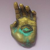 Amulet against damage and the evil eye, Hamsa hand on the wall