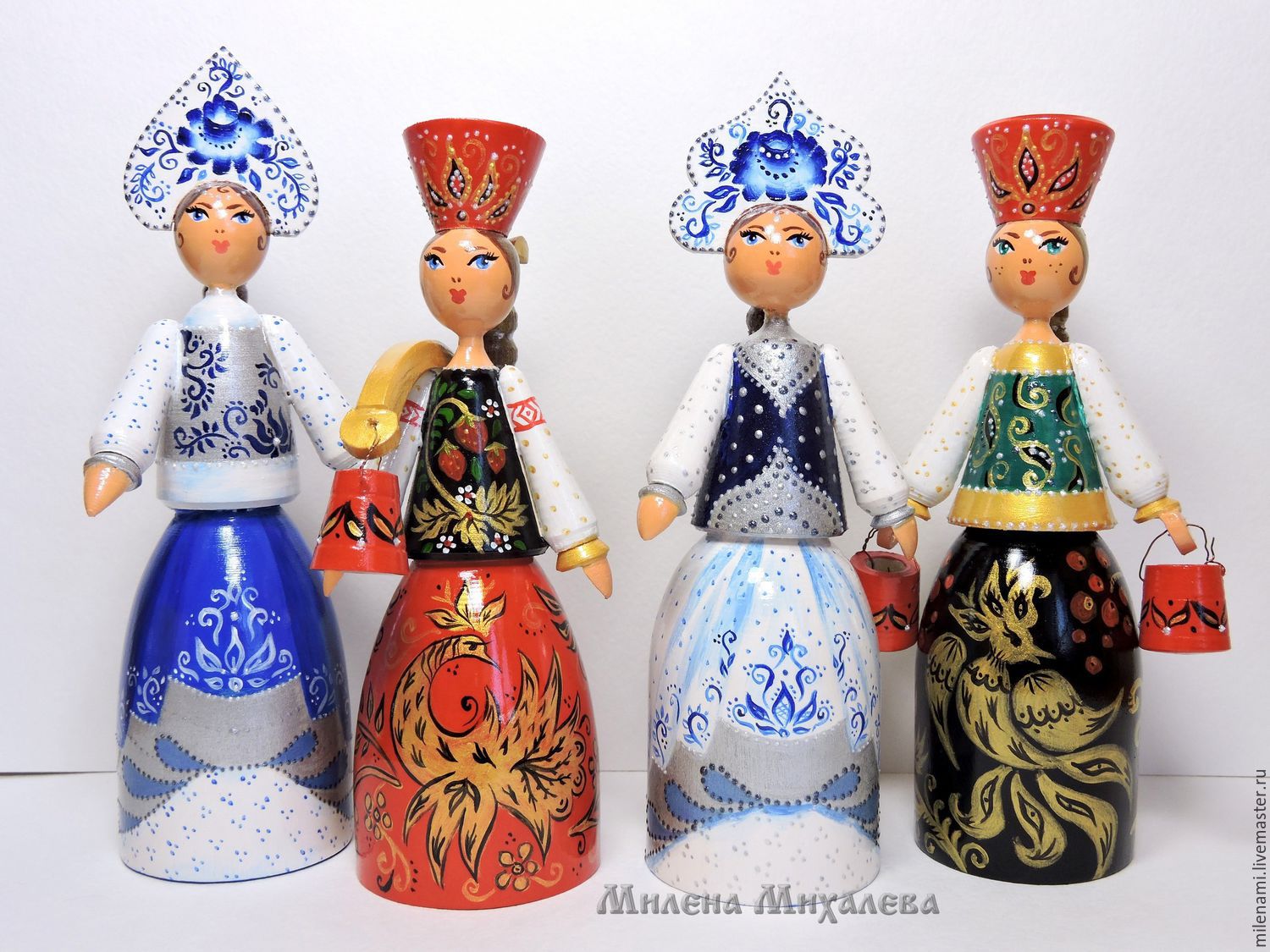 Промыслы костюм. Русские сувениры. Деревянная кукла в русском стиле. Деревянные куклы в национальных костюмах. Роспись деревянных кукол.