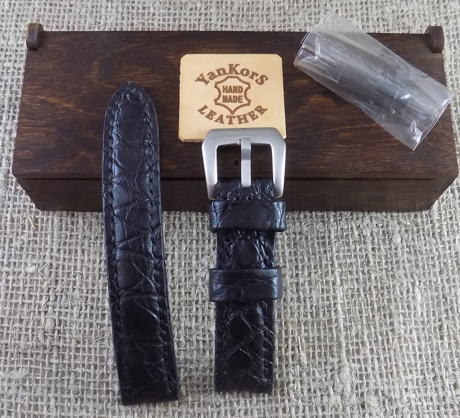 Ремешок для часов из крокодила. 20 мм крокодиловый ремешок для часов. Ремешок для часов из крокодила. Ремешок для часов из крокодила. Ремешок для часов из кожи крокодила.