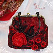 Bag in felted wool with shawl