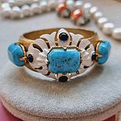 Gloria Vanderbilt charm bracelet, American vintage