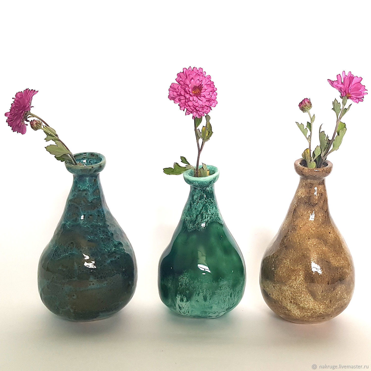 Мини вазочки. Вазочка для цветов. Керамические вазочки маленькие. Маленькая ваза. Вазочки для цветов маленькие.