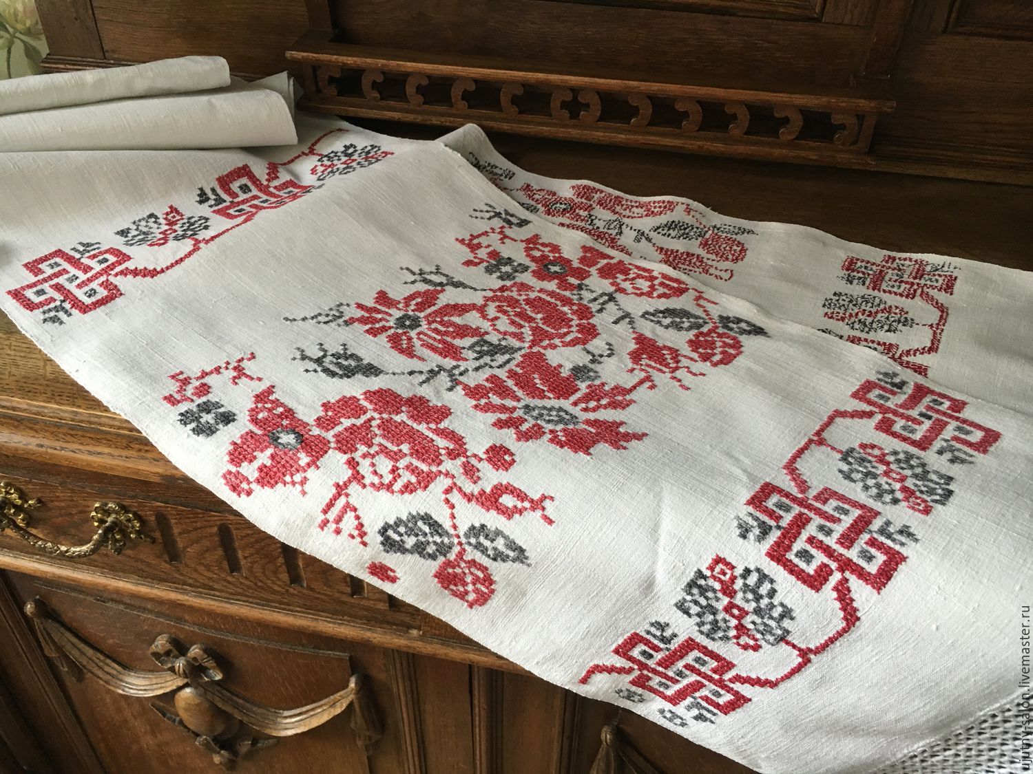 Винтаж: Антикварный русский рушник с оберегами и редким кружевом в ...