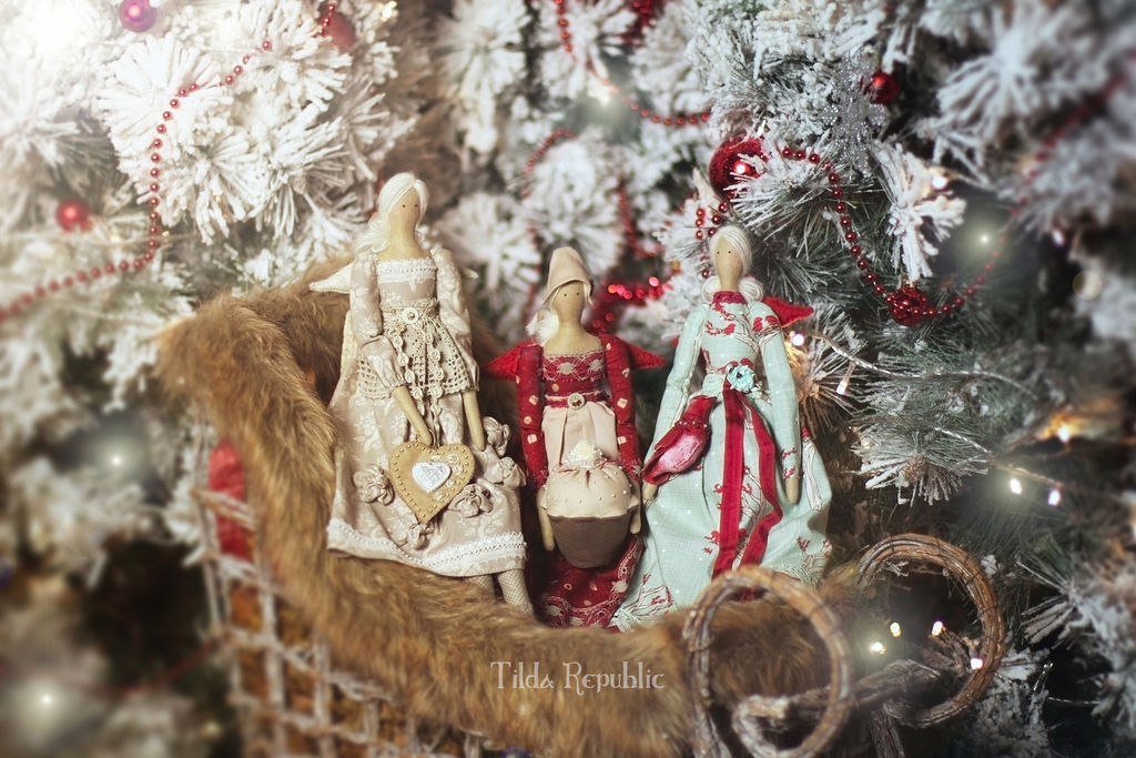 винтажная кукла рождество. рождественская кукла. кукольное рождество. куклы и детки с яблоками. кукольное рождество.