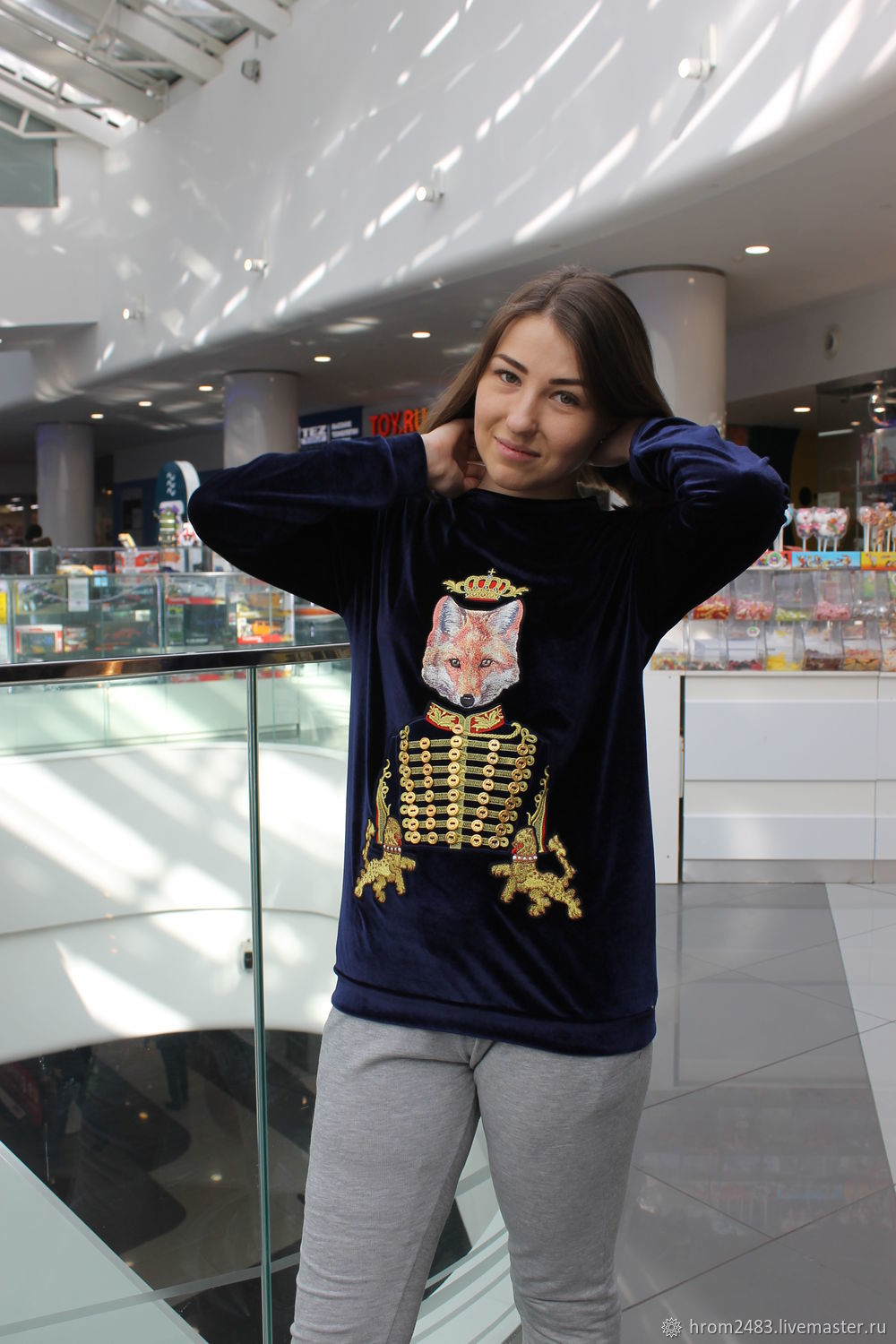 Sweatshirt with Fox Dolce Gabbana 