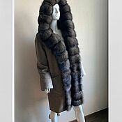 Пальто из шерсти с мехом