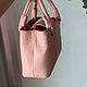Сумка из персиково-розовой кожи крокодила. Классическая сумка. Chic bags. Ярмарка Мастеров.  Фото №5