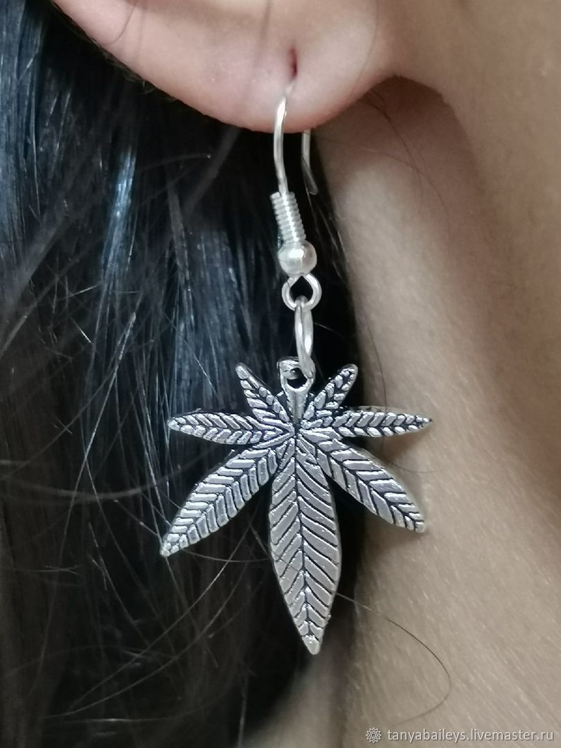 серьги конопля