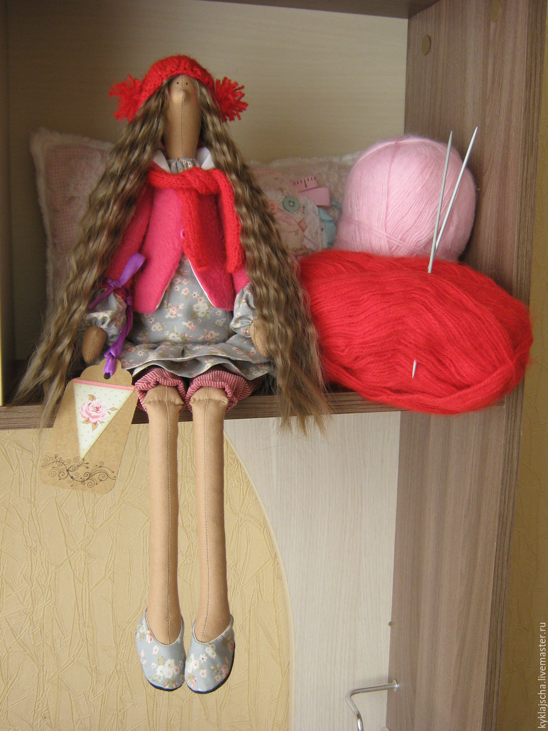 Кукла мама ноги. Кукла с длинными ногами. Текстильная кукла с длинными ногами. Кукла Тильда. Кукла Тильда с длинными ногами.