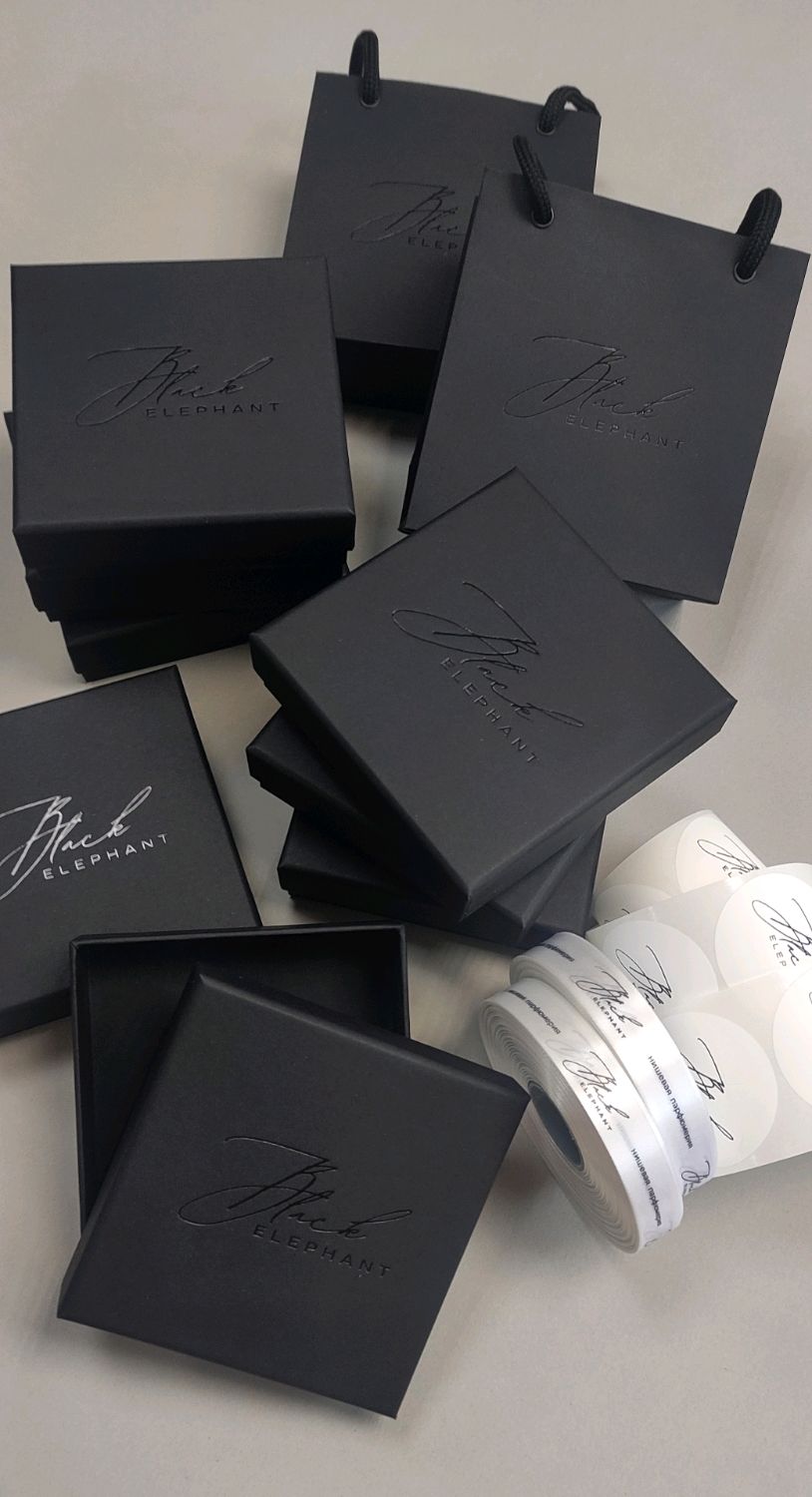 Коробочки 10*10*3 черные с лого упаковка бренда жесткие коробки в ...