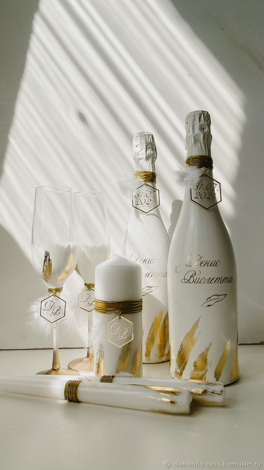 Свадебный набор - свадебные бокалы, очаг, бутылки оформленные