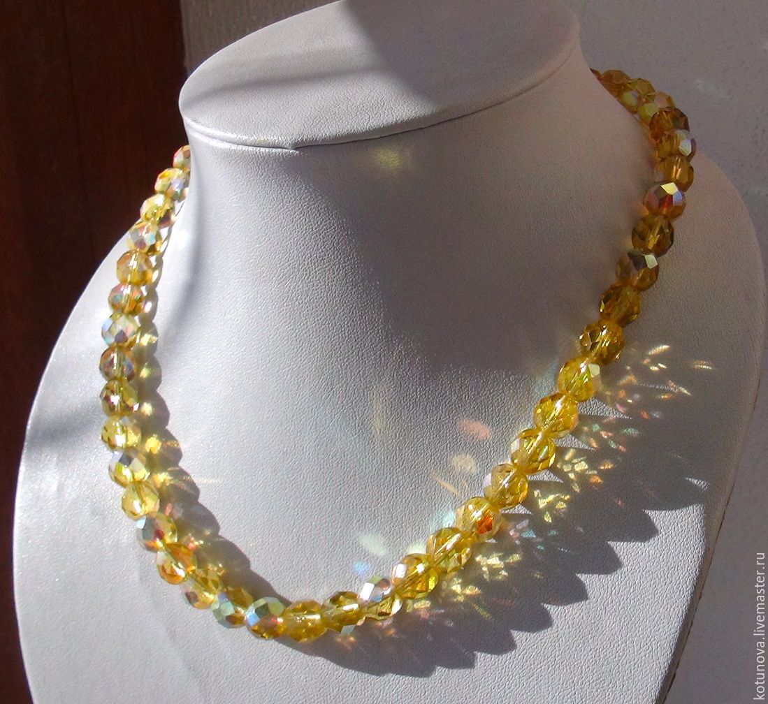 Винтаж: !Старое радужное ожерелье. Желтый хрусталь. Яблонец 1950-е купить винтернет-магазине Ярмарка Мастеров по цене 3752.8 ₽ – BARELRU