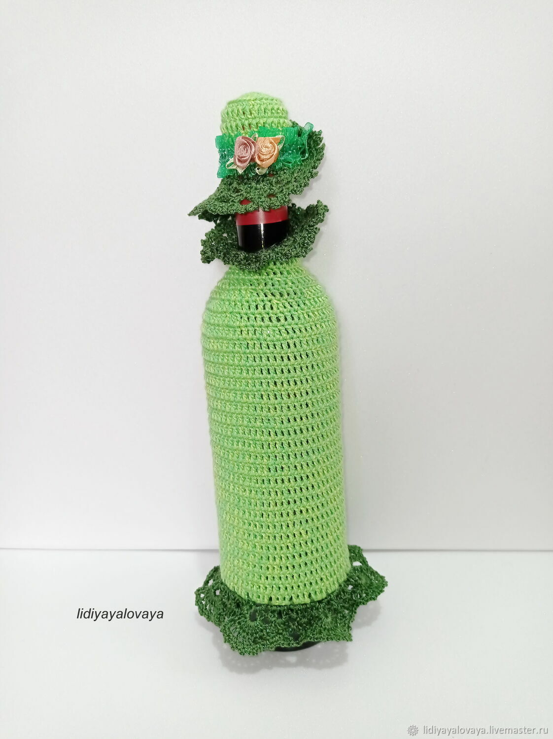 The design of the bottles: Knitted bottle case Lady in a hat, Bottle design, Bataysk,  Фото №1
