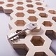Ключница "Соты". Ключницы настенные. Сувениры из дерева. Интернет-магазин Ярмарка Мастеров.  Фото №2