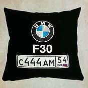 Автомобильная подушка с номером и логотипом Вашего автомобиля