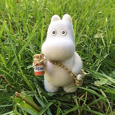 Куклы и игрушки ручной работы. Ярмарка Мастеров - ручная работа Муми-Тролль с сумкой акция. Handmade.