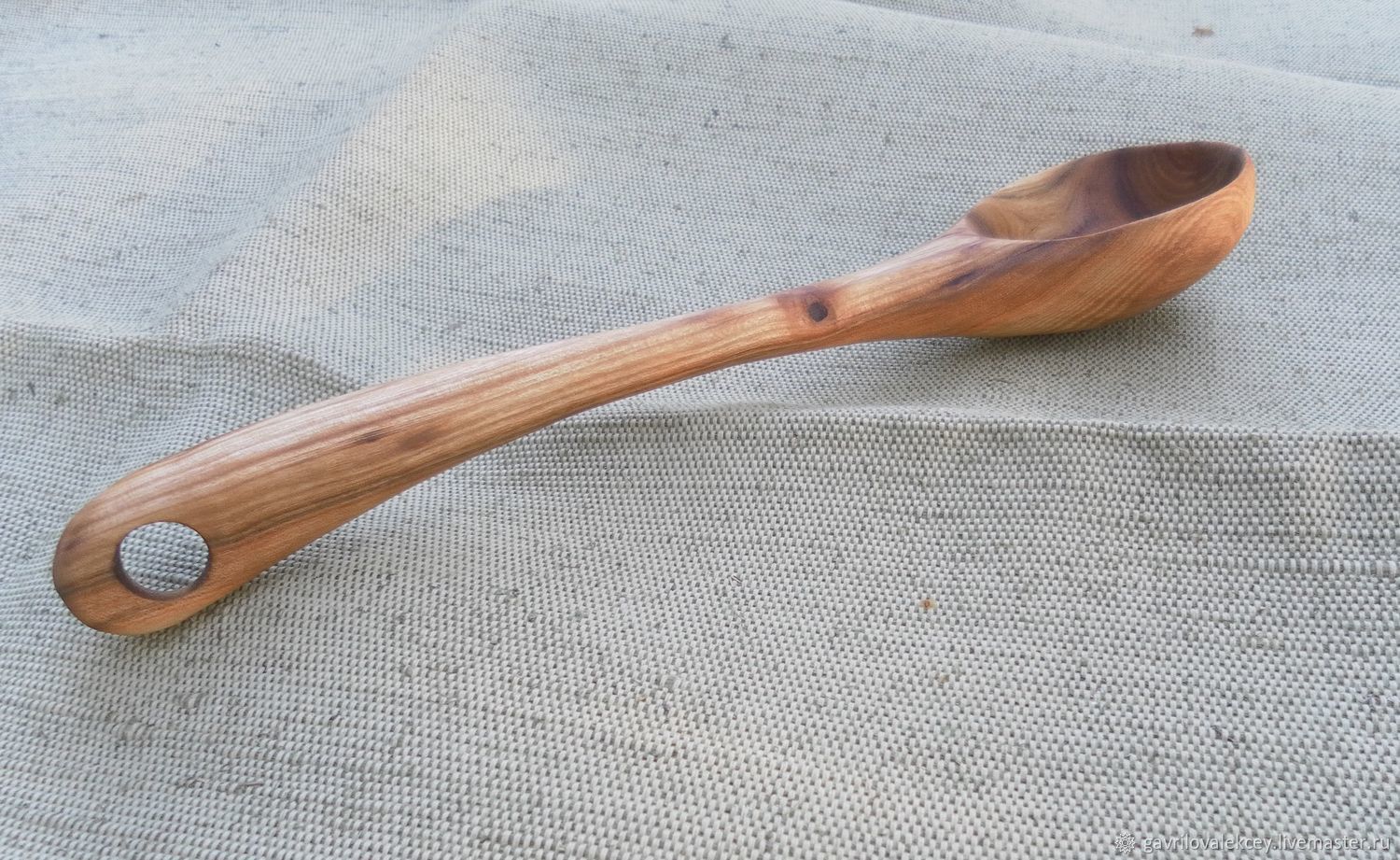 Wooden spoon. Ложка деревянная 17см domina. Ложка; дерево. Резные ложки. Ложки из дерева.