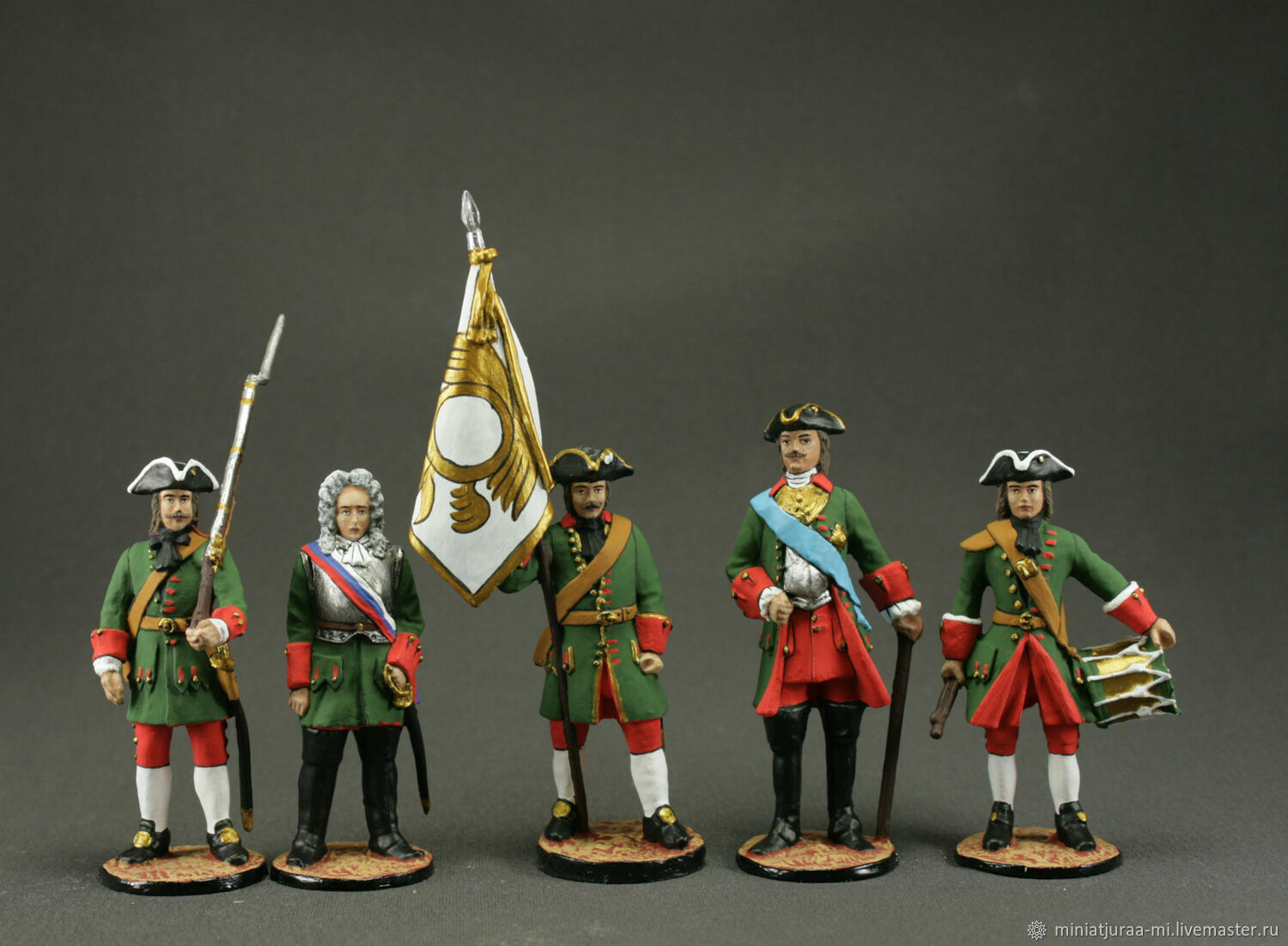 A set of tin soldiers in the painting of a 54 mm 5 pieces. 1 Peter