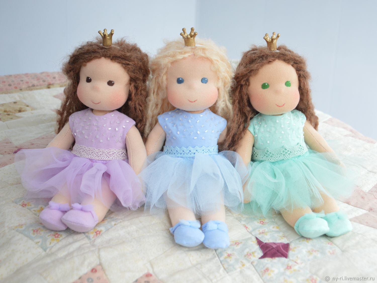 Куколка своими руками для детей. Вальдорфская кукла. Куклы своими руками. Тряпичная кукла принцесса. Тряпичные куклы феи.