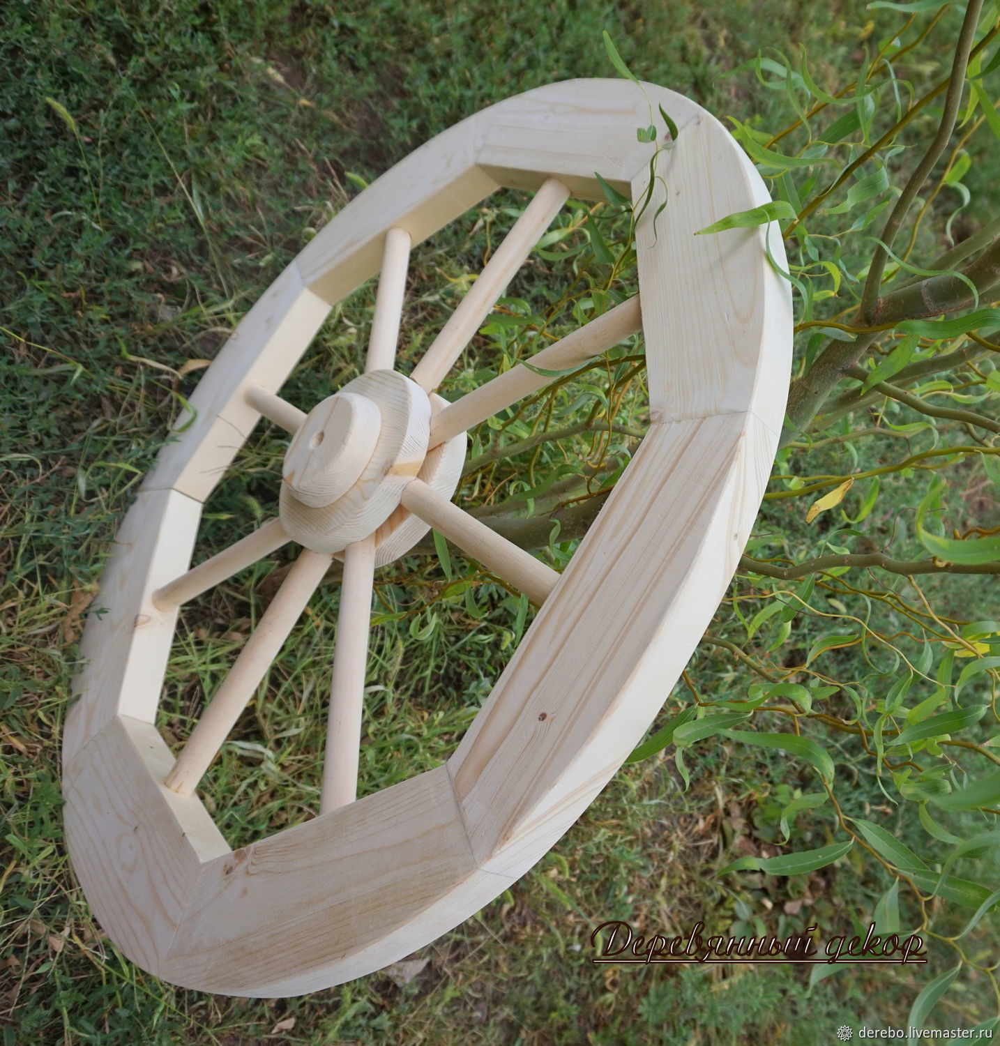 Деревянные колеса для телеги. Деревянное колесо. Колесо из дерева. Колесо деревянное декоративное. Колесо для телеги из дерева.