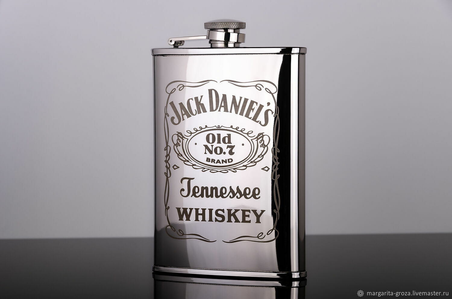 Фляжка S.Quire 1508YA для алкоголя 240мл с гравировкой Jack Daniels в  интернет-магазине Ярмарка Мастеров по цене 1799 ₽ – RTUTWRU | Подарочные  фляги, Москва - доставка по России