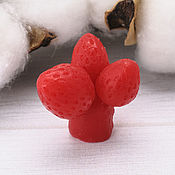 Материалы для творчества handmade. Livemaster - original item Silicone shape strawberry Tee. Handmade.